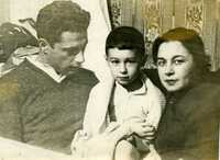 Леонид Данилович с женой и сыном